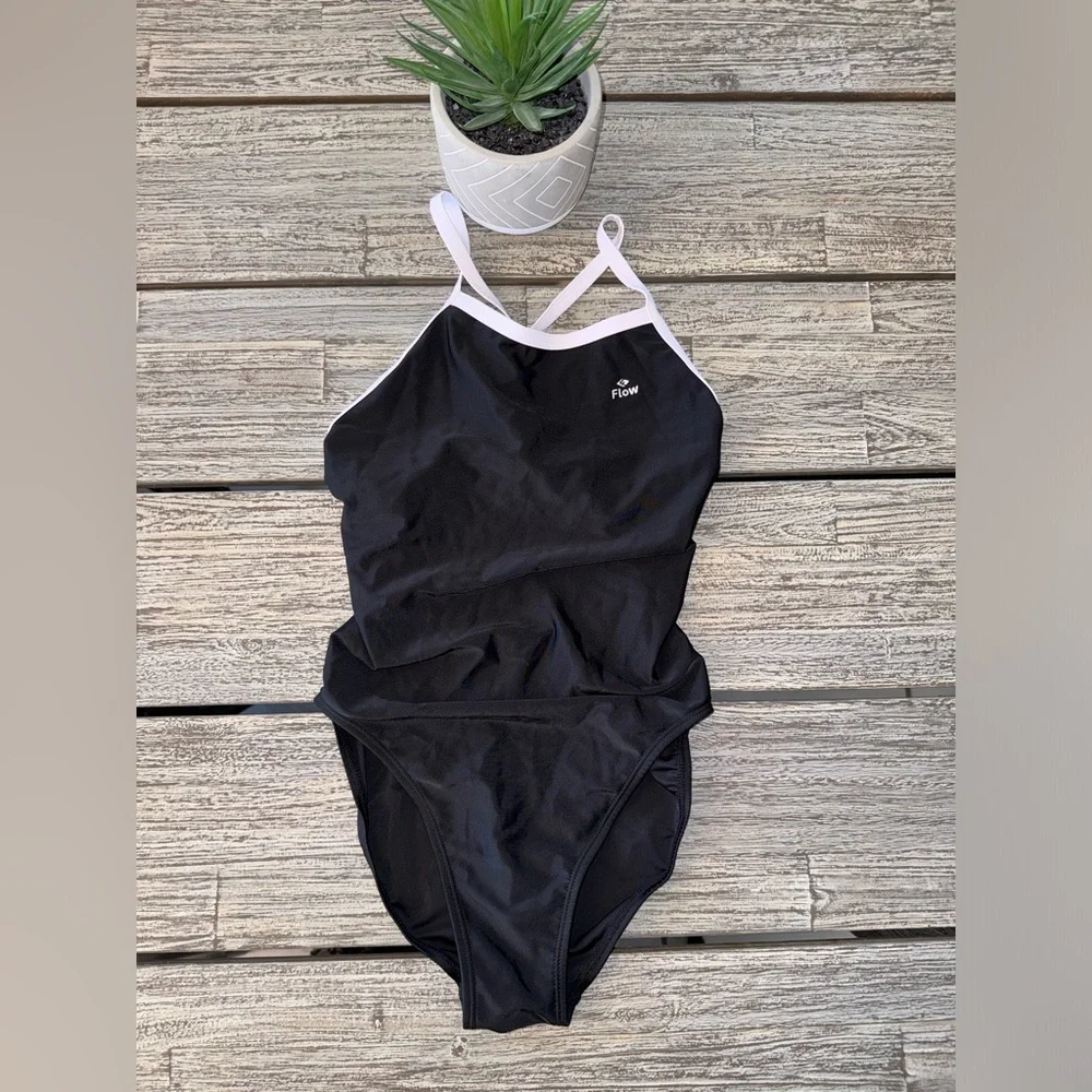NWOT Girls Flow Competition Swimsuit, Black, Sz 14